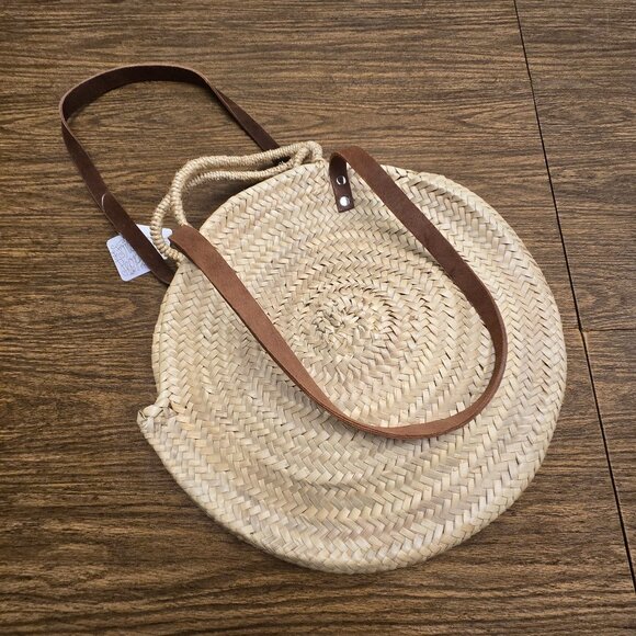 SOUGHT+FOUND Round Straw Woven Tote Bag w/Leather/Straw Straps NWT - Picture 1 of 13